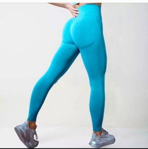*AQUA COLOR* CONTOUR SEAMLESS LEGGINGS, HIGH WAIST, GREAT FIT! BNWOT